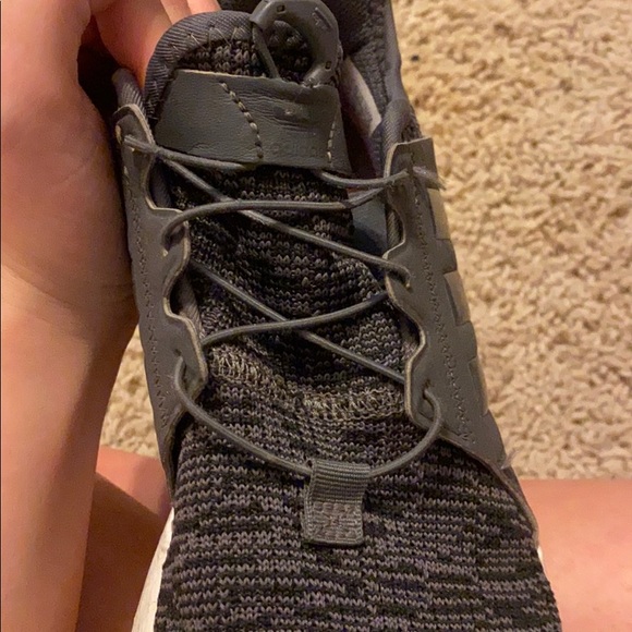 adidas tennis shoes - Picture 3 of 3